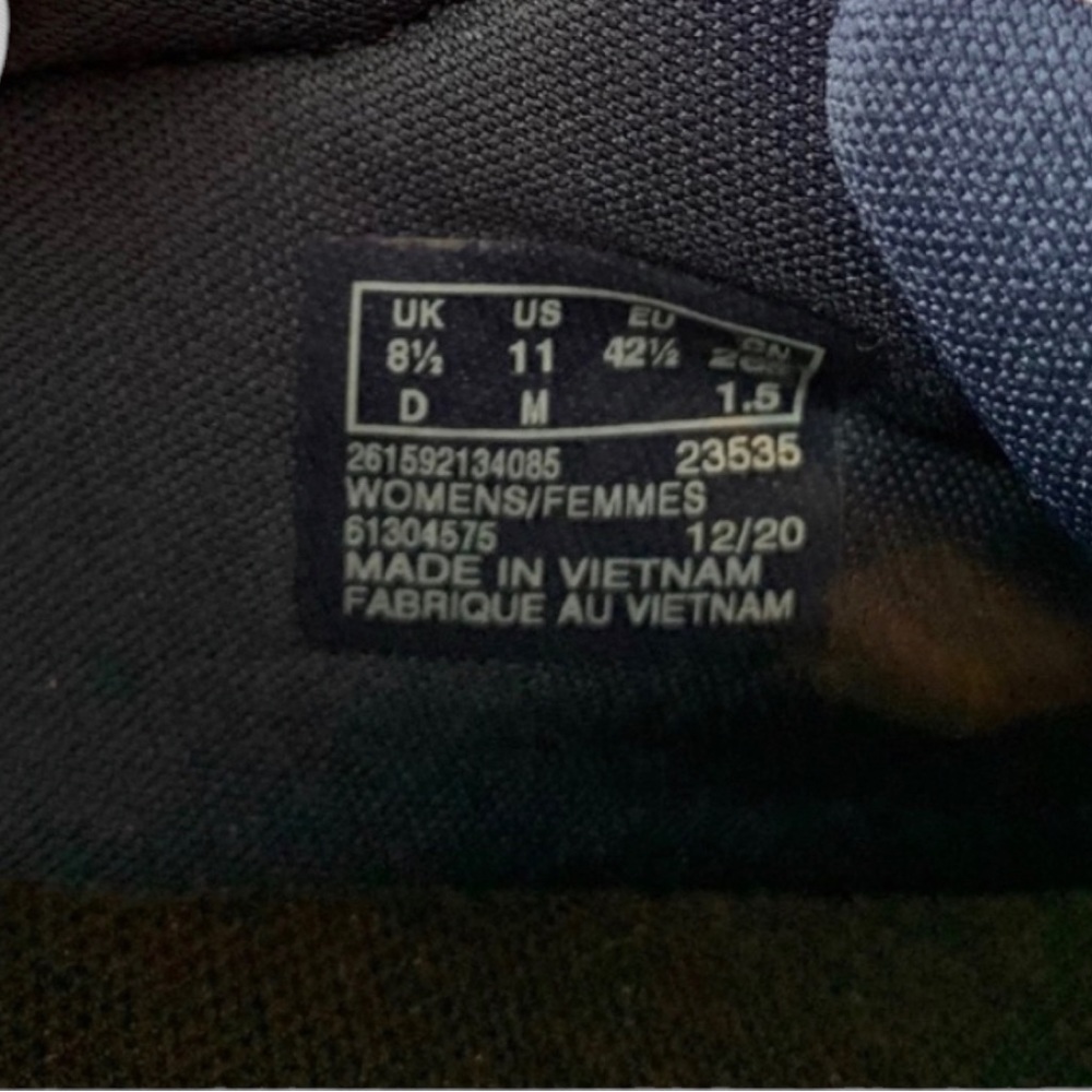 Women’s Clarks Sneakers 11 Grey Blue Slip On Skechers Air Cooled Goga Mat Insole - Picture 7 of 9